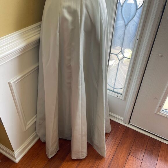 David's Bridal Gown prom Fit Flare A line Floral Beads accent  mint green  SZ2 - Picture 6 of 16